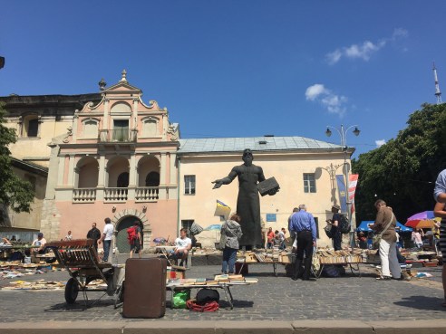 20160526_090338283_iOS